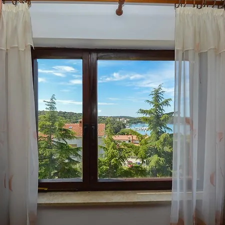 Apartman Ferienhaus In Dobrinj 4 Vinkuran